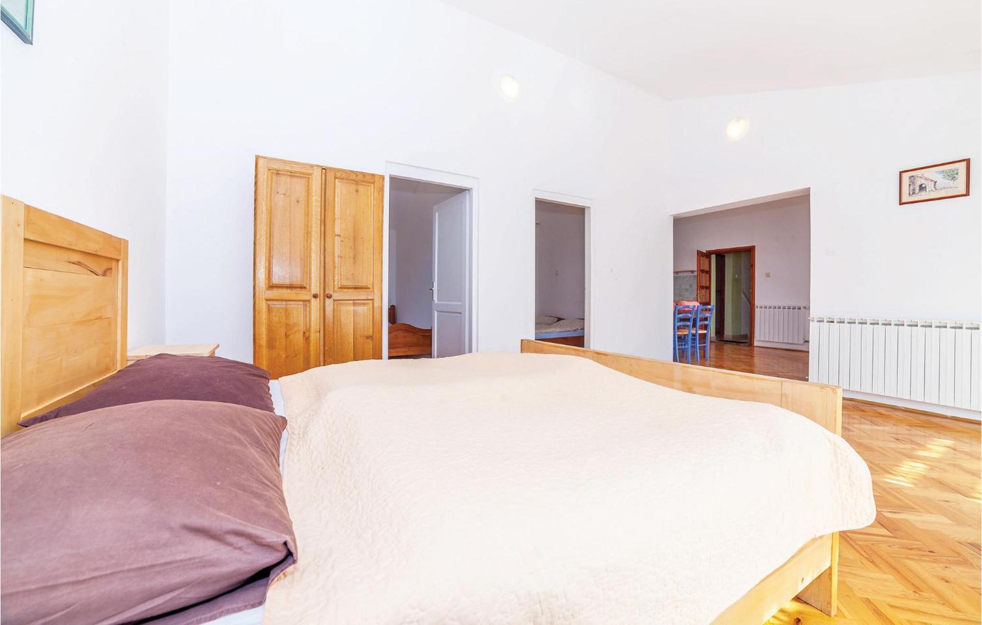 7 Bedroom Pet Friendly Home In Crni Kal Crni Kal  Екстериор снимка