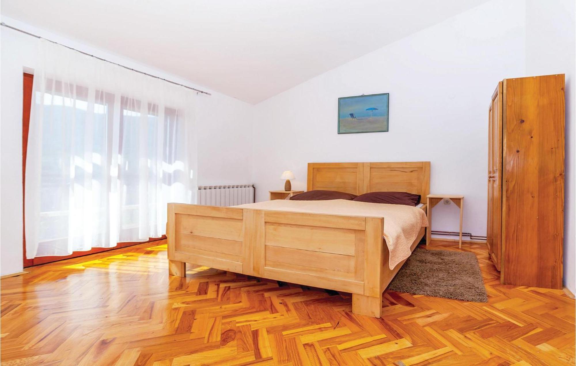 7 Bedroom Pet Friendly Home In Crni Kal Crni Kal  Екстериор снимка