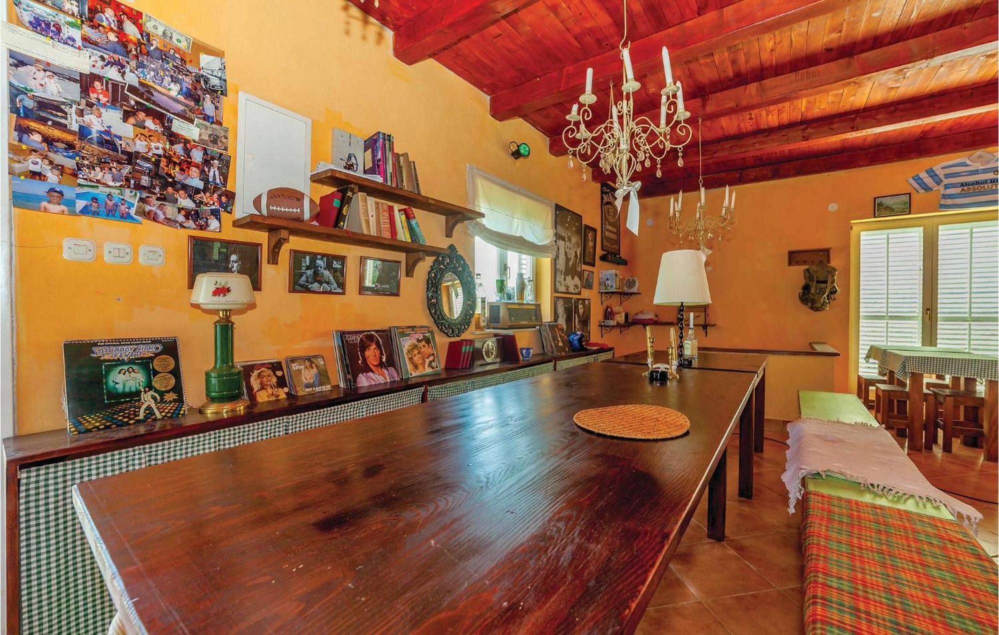 7 Bedroom Pet Friendly Home In Crni Kal Crni Kal  Екстериор снимка