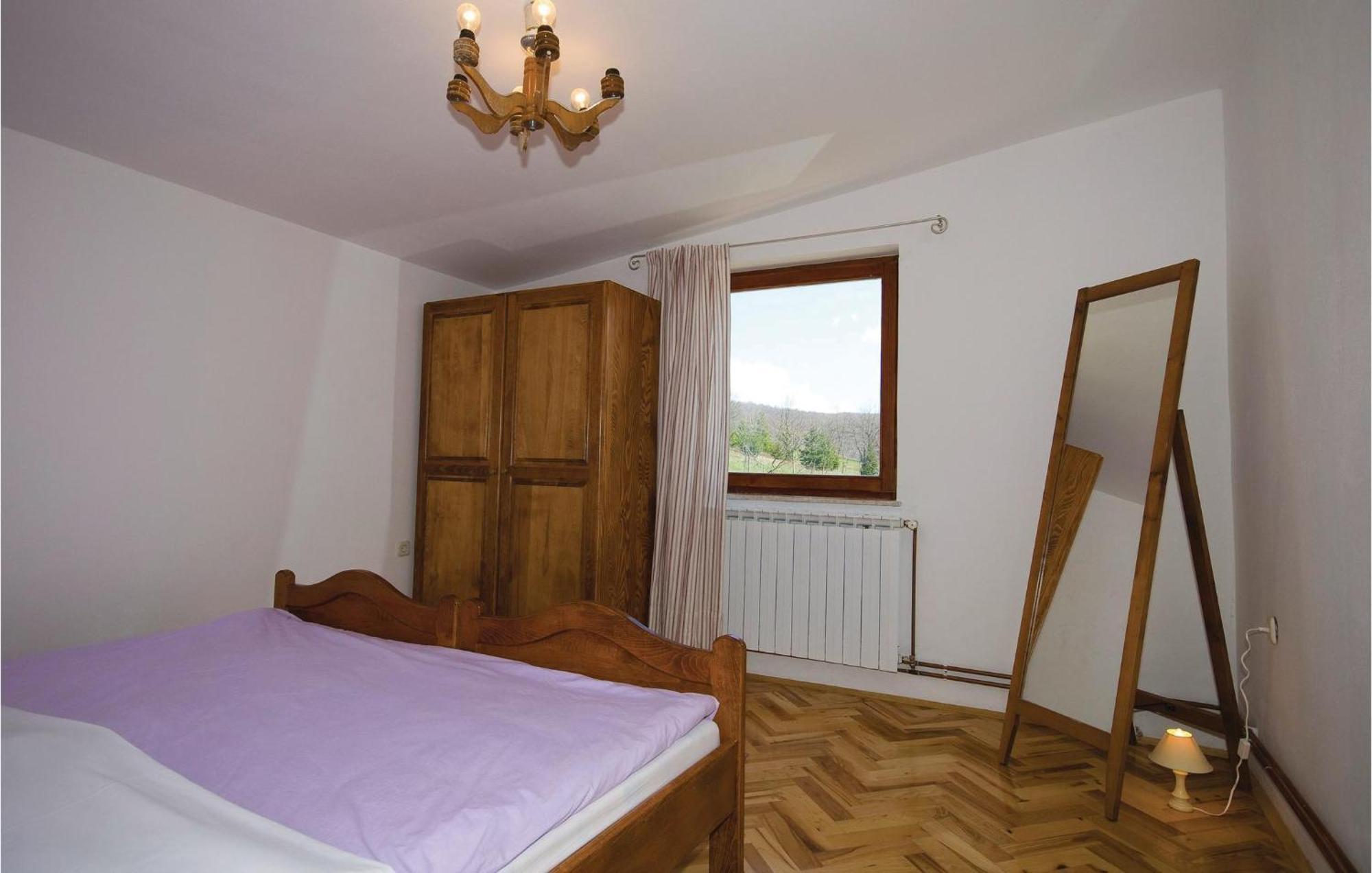 7 Bedroom Pet Friendly Home In Crni Kal Crni Kal  Екстериор снимка